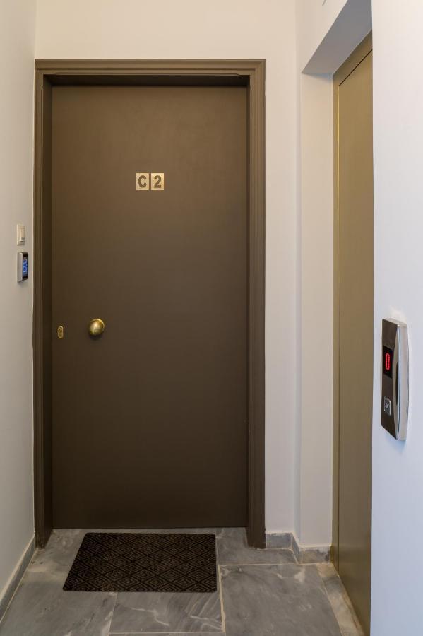 Chroma Lodge Rafina エクステリア 写真