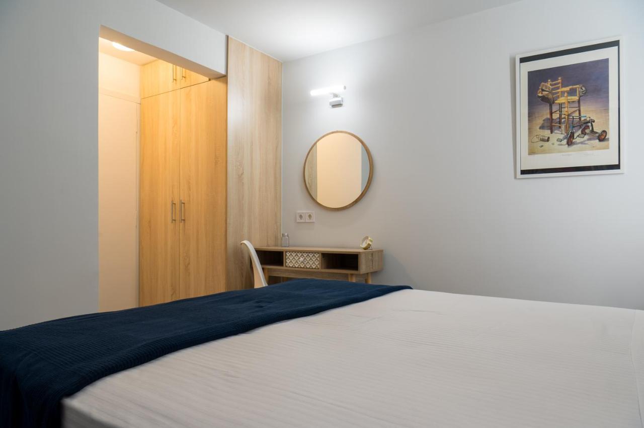 Chroma Lodge Rafina エクステリア 写真